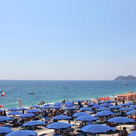 Loft Al Vicoletto Sul Mare Apartmán *